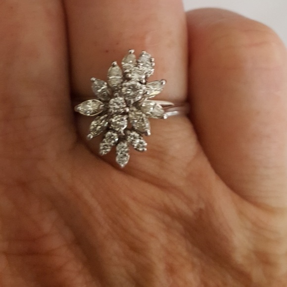 14kt White Gold Diamond Ring